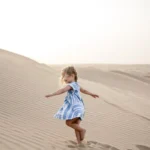 desert-kids-happiness-travel-photography