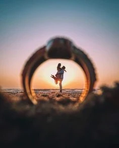 BEACH,RING,COUPLE