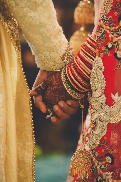 HANDS MEHENDI BANGLES